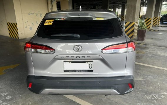 White Toyota Corolla Cross 2022 for sale in Manila-4