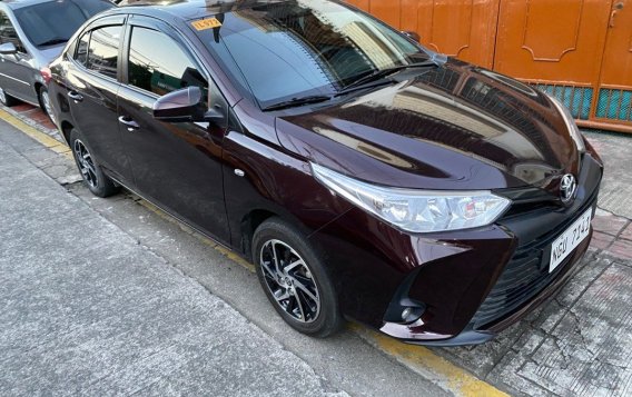 Selling White Toyota Vios 2021 in Quezon City-2