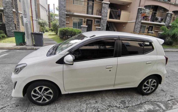 White Toyota Wigo 2019 for sale in Manila-3