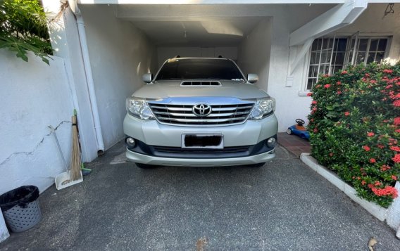 White Toyota Fortuner 2014 for sale in Makati