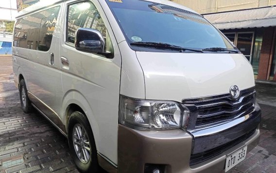 Pearl White Toyota Hiace Super Grandia 2018 for sale in Pasig-2