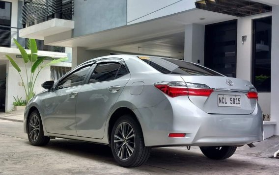 White Toyota Altis 2018 for sale in Quezon City-3