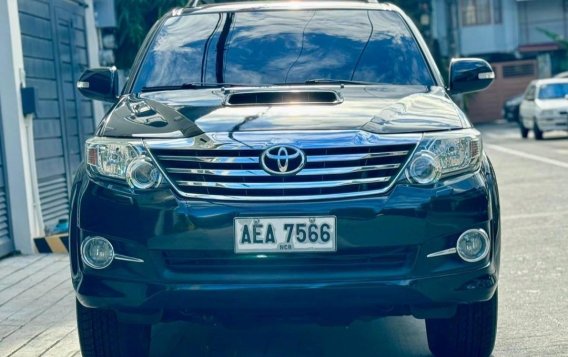 Selling Green Toyota Fortuner 2015 in Manila-3