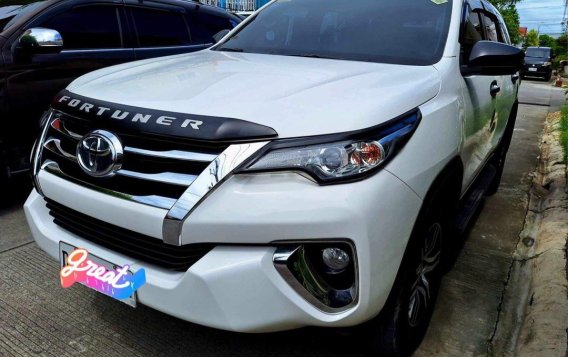 Selling White Toyota Fortuner 2019 in Santa Rosa-4