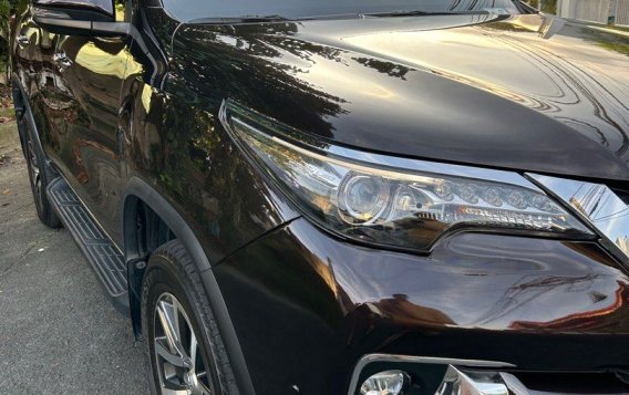 White Toyota Fortuner 2019 for sale in Las Piñas-2