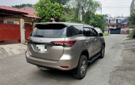 White Toyota Fortuner 2018 for sale in Automatic-5