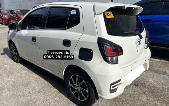 Sell White 2022 Toyota Wigo in Mandaue-5