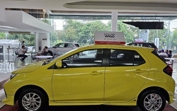 Sell White 2023 Toyota Wigo in Mandaluyong-1