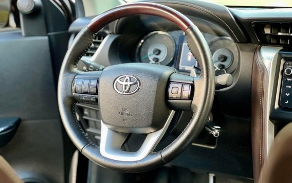 White Toyota Fortuner 2019 for sale in Automatic-6