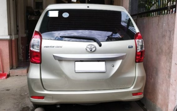Selling White Toyota Avanza 2017 in Caloocan-2
