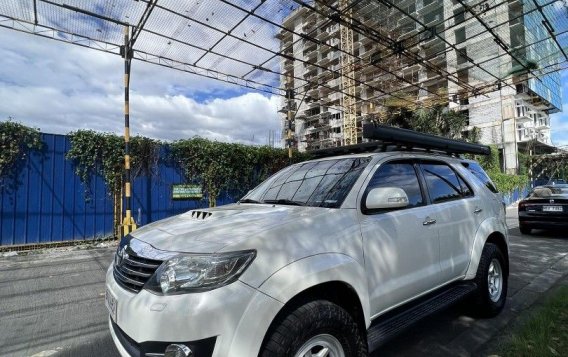 Sell Pearl White 2015 Toyota Fortuner in Pateros-9