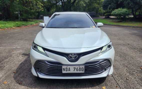 Sell White 2019 Toyota Camry in Pasay-2