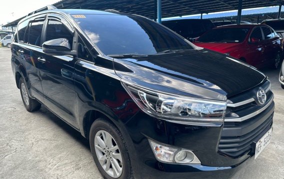 White Toyota Innova 2020 for sale in Parañaque-2