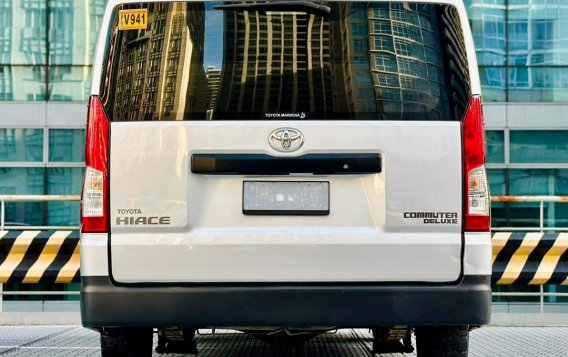 Sell White 2020 Toyota Hiace in Makati-3