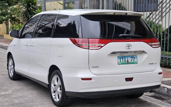 Selling Pearl White Toyota Previa 2006 in Quezon City-3