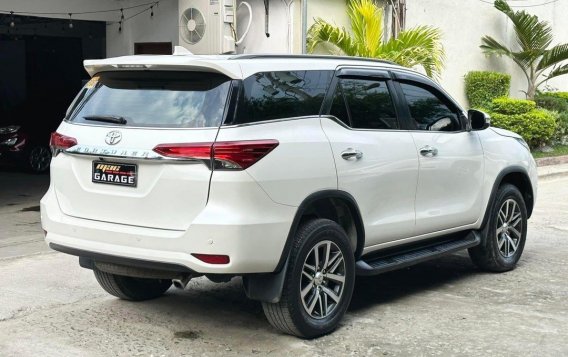 White Toyota Fortuner 2019 for sale in -4