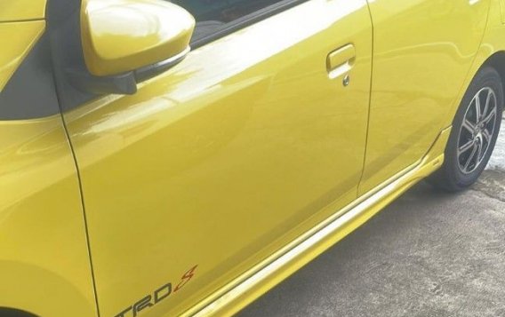 Sell Yellow 2021 Toyota Wigo in Manila-4