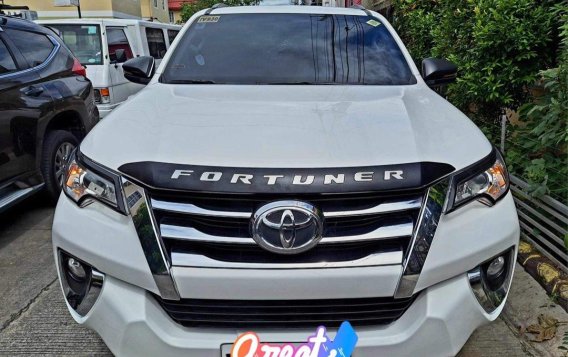 Selling White Toyota Fortuner 2019 in Santa Rosa-3