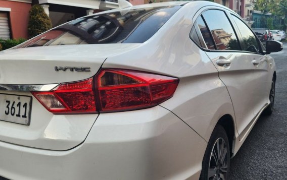 Selling White Toyota Super 2019 in Quezon City-1