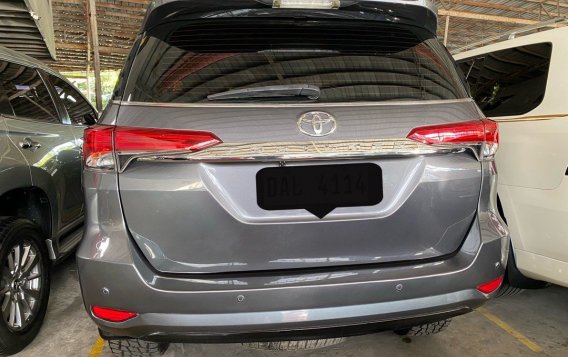 Selling White Toyota Fortuner 2018 in Pasig-1