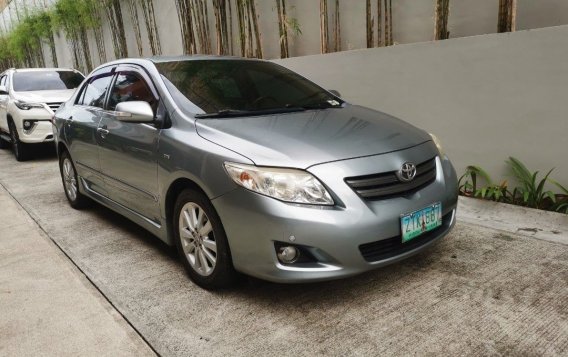 White Toyota Altis 2009 for sale in Quezon City-3