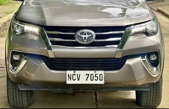 Sell White 2019 Toyota Fortuner in Pasay