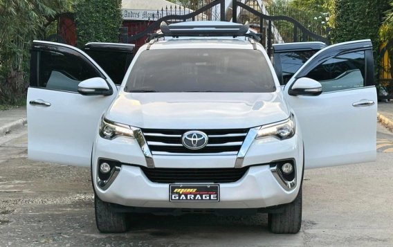 Sell White 2017 Toyota Fortuner in Manila-1