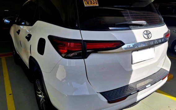 White Toyota Fortuner 2019 for sale in Automatic-5