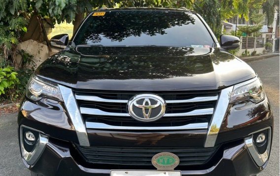 White Toyota Fortuner 2019 for sale in Las Piñas