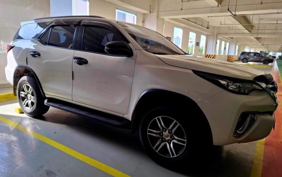 White Toyota Fortuner 2019 for sale in Automatic-3