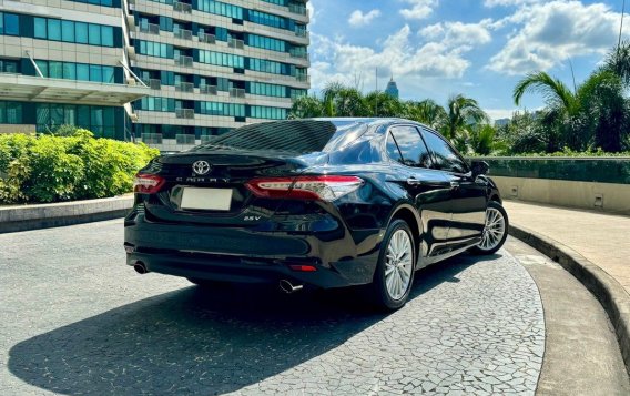 White Toyota Camry 2019 for sale in Makati-4
