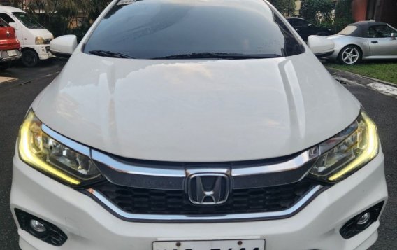 Selling White Toyota Super 2019 in Quezon City-6