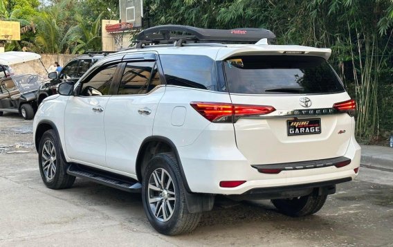 Sell White 2017 Toyota Fortuner in Manila-3