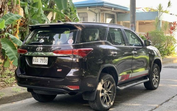 Sell White 2018 Toyota Fortuner in Las Piñas-3