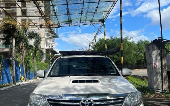 Sell Pearl White 2015 Toyota Fortuner in Pateros-1