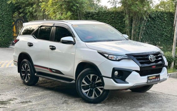 White Toyota Fortuner 2019 for sale in Manila