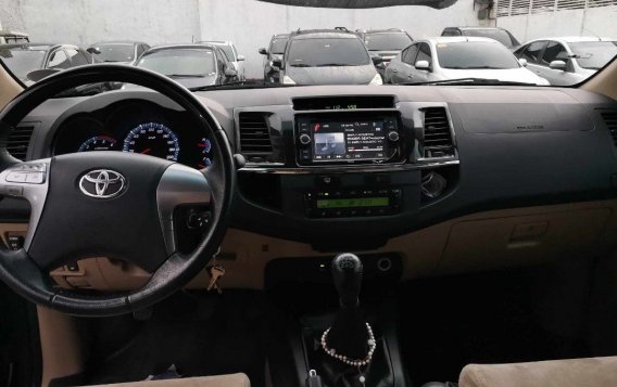 Sell White 2014 Toyota Fortuner in Manila-7