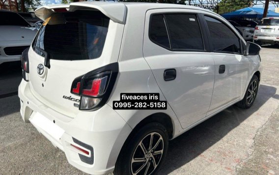 Sell White 2022 Toyota Wigo in Mandaue-4
