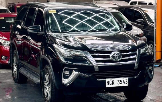 White Toyota Fortuner 2018 for sale in 