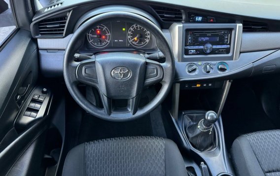 Sell Green 2019 Toyota Innova in Quezon City-8