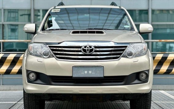 White Toyota Fortuner 2013 for sale in Makati-1