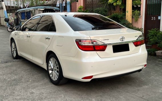Pearl White Toyota Camry 2015 for sale in Automatic-5