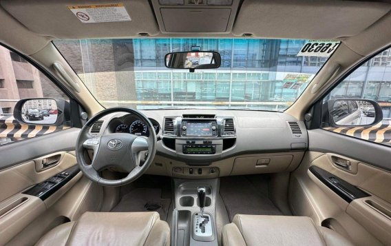 White Toyota Fortuner 2013 for sale in Makati-8