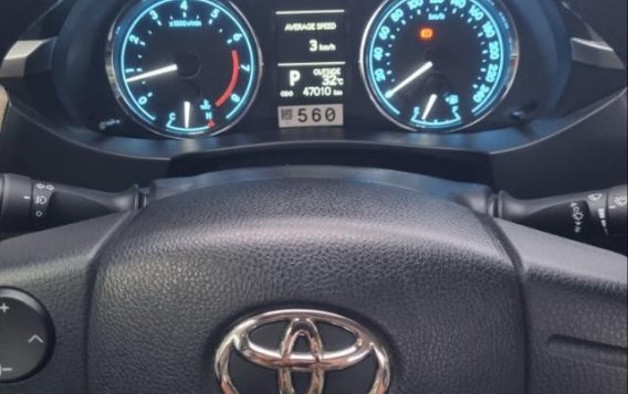Sell White 2015 Toyota Altis in Manila-1