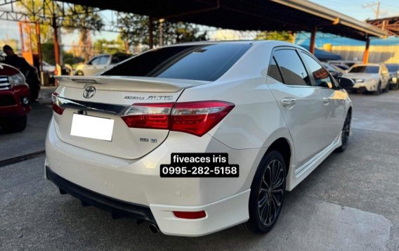 Sell White 2015 Toyota Corolla altis in Mandaue-8