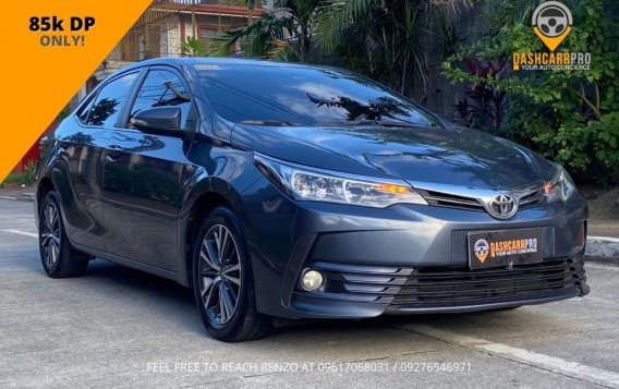 Selling White Toyota Altis 2019 in Manila-8