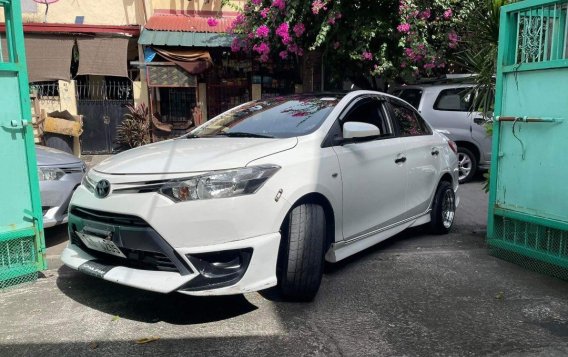 Selling White Toyota Vios 2018 in Manila