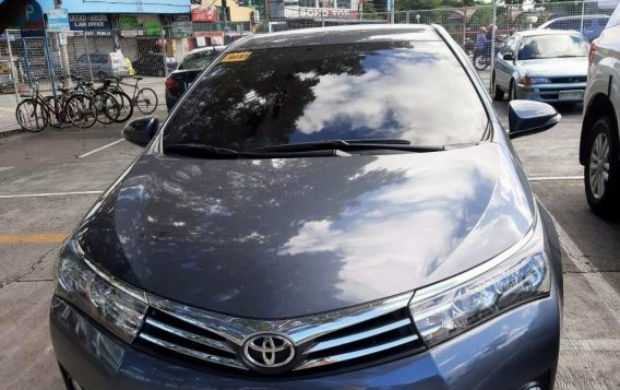 Sell White 2015 Toyota Altis in Manila