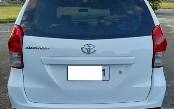 White Toyota Avanza 2012 for sale in Manual-3