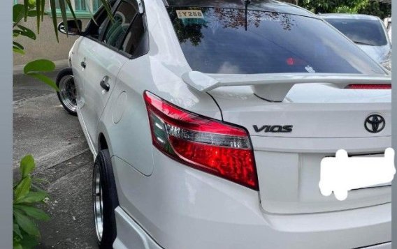 Selling White Toyota Vios 2018 in Manila-3